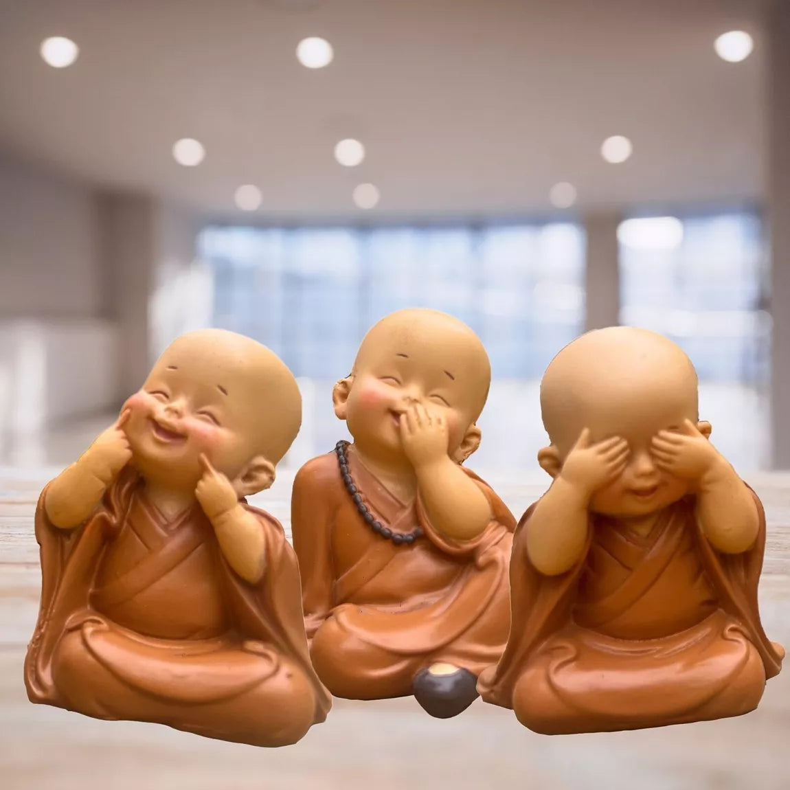 Trio de statuettes de Bonze mythiques (5x4x7 cm)