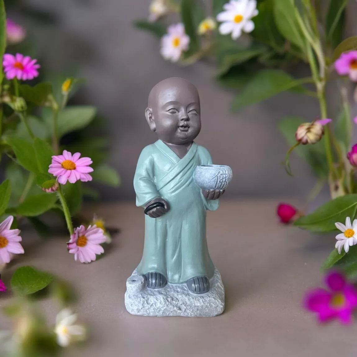 Statuette Bouddha porte-encens - AUMÔNE (9x11x22 cm)
