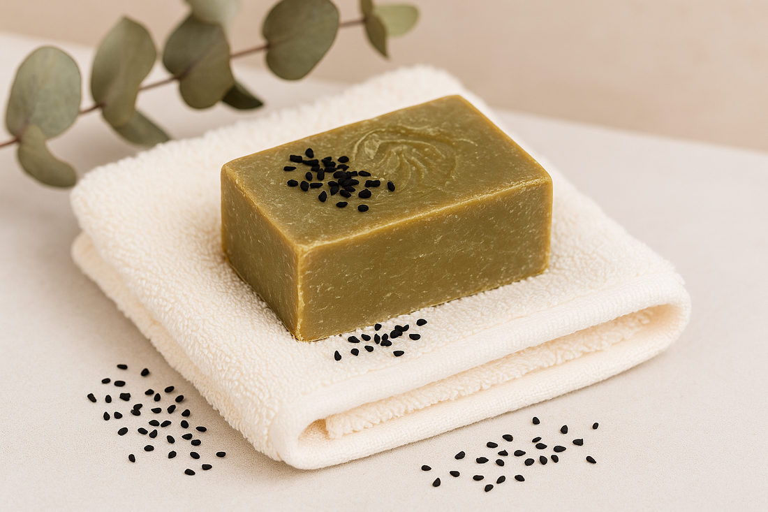 🌙 Routine beauté du soir avec le savon d’Alep à l’huile de nigelle ✨
