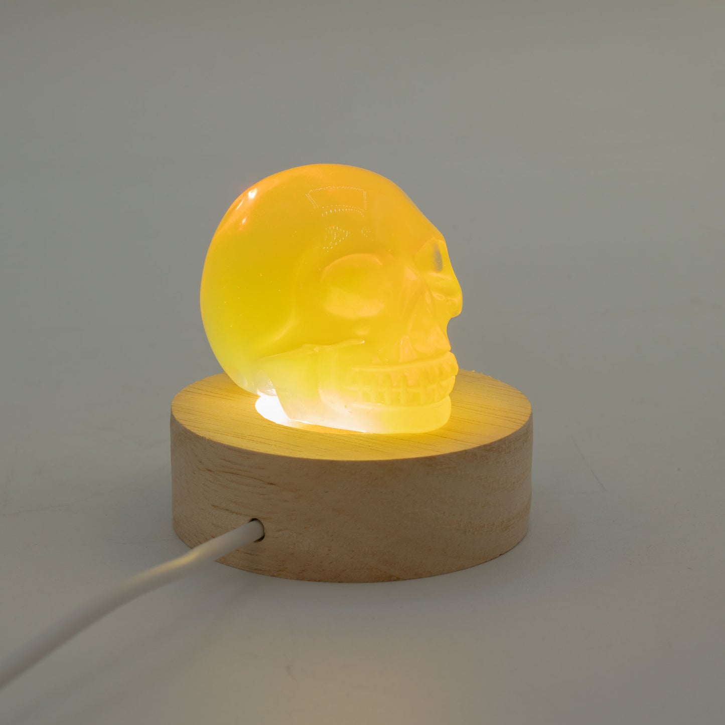 Socle LED USB en bois pour cristaux et objets déco - Plusieurs variantes