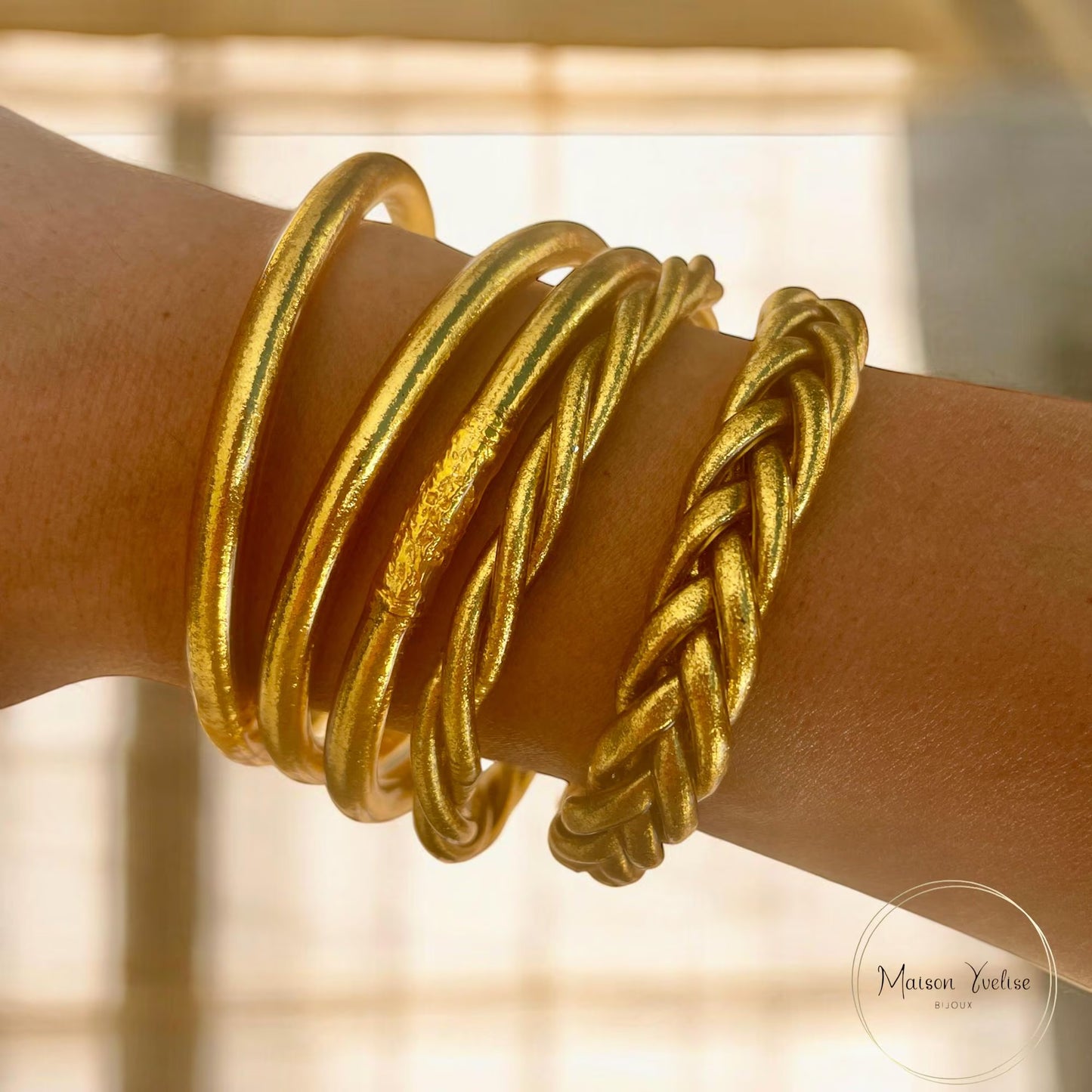 Bracelet Jonc Bouddhiste thaïlandais Torsadé (plusieurs variantes)