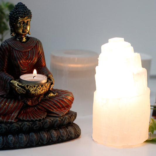 Lampe naturelle en sélénite (plusieurs tailles)