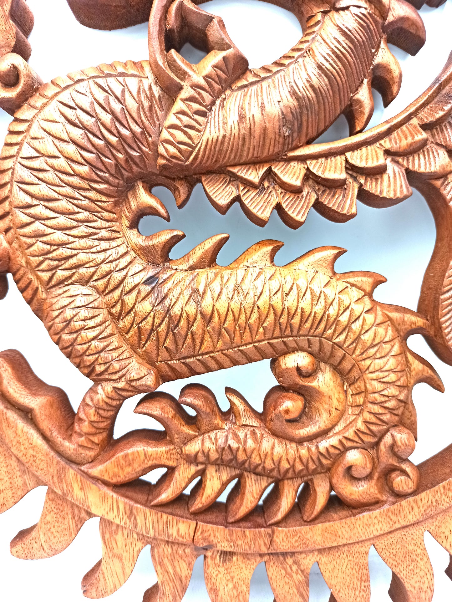 Panneau décoratif en bois sculpté balinais - Dragon (40 cm)