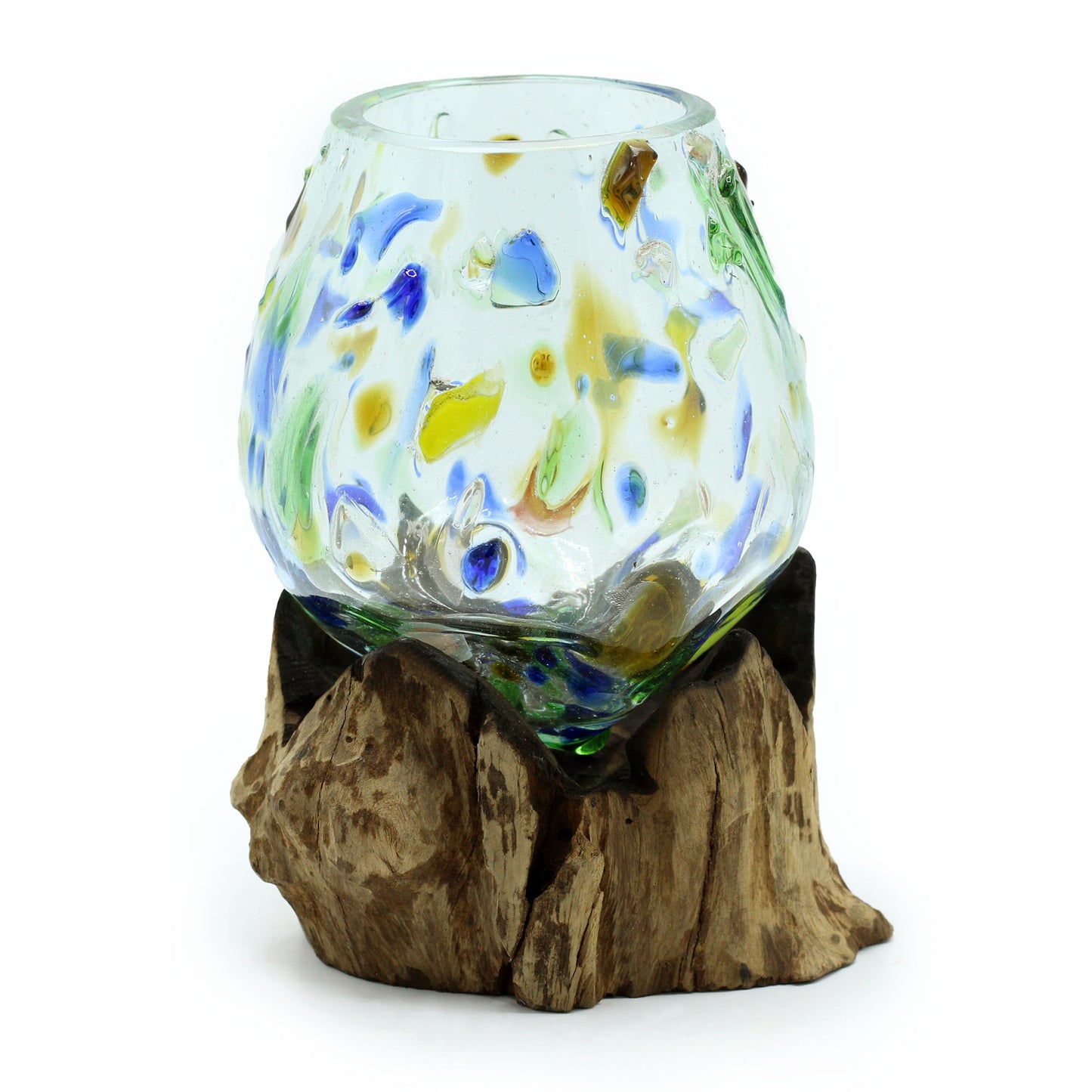 Verre coloré fondu sur bois