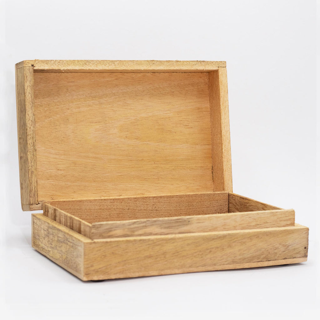 Moyenne boîte rectangulaire en bois de manguier - 17 x 10 x 4,2 cm