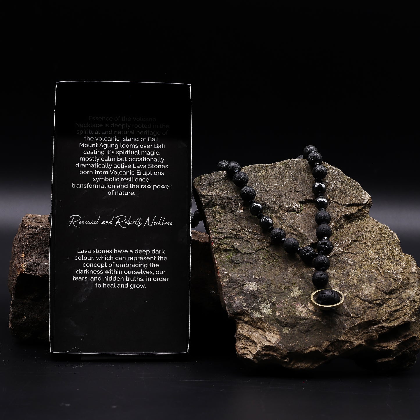 Collier essence du volcan - Renouveau et Renaissance