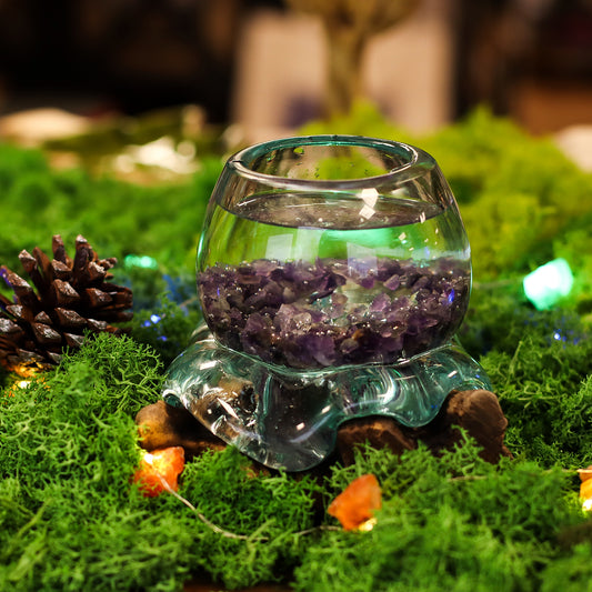 Mini bol à poisson rouge en verre fondu sur bois
