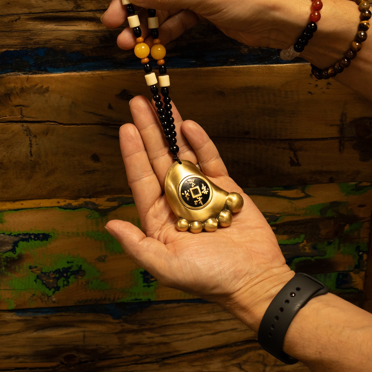 Suspension Feng shui – Amulette Pas vers la Richesse