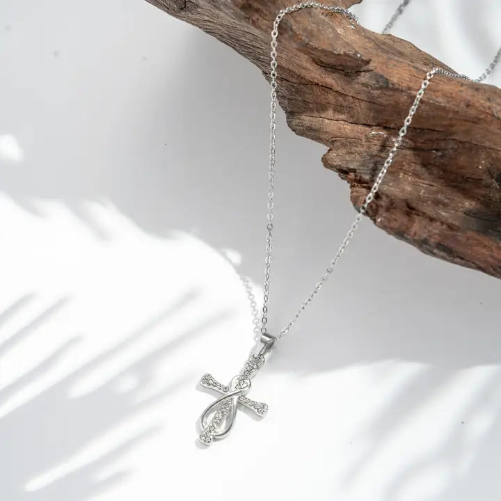 Collier Croix & Infini – Foi Éternelle & Lumière