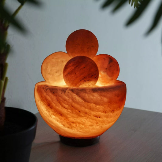 Lampe sel de l'Himalaya avec 4 boules de massage - 12 à 14 cm