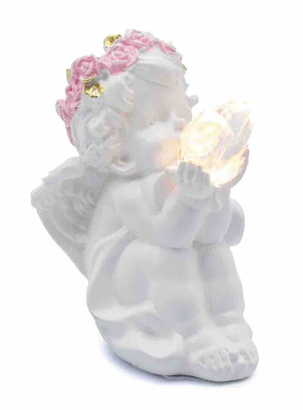 Ange lumineux à la couronne de rose