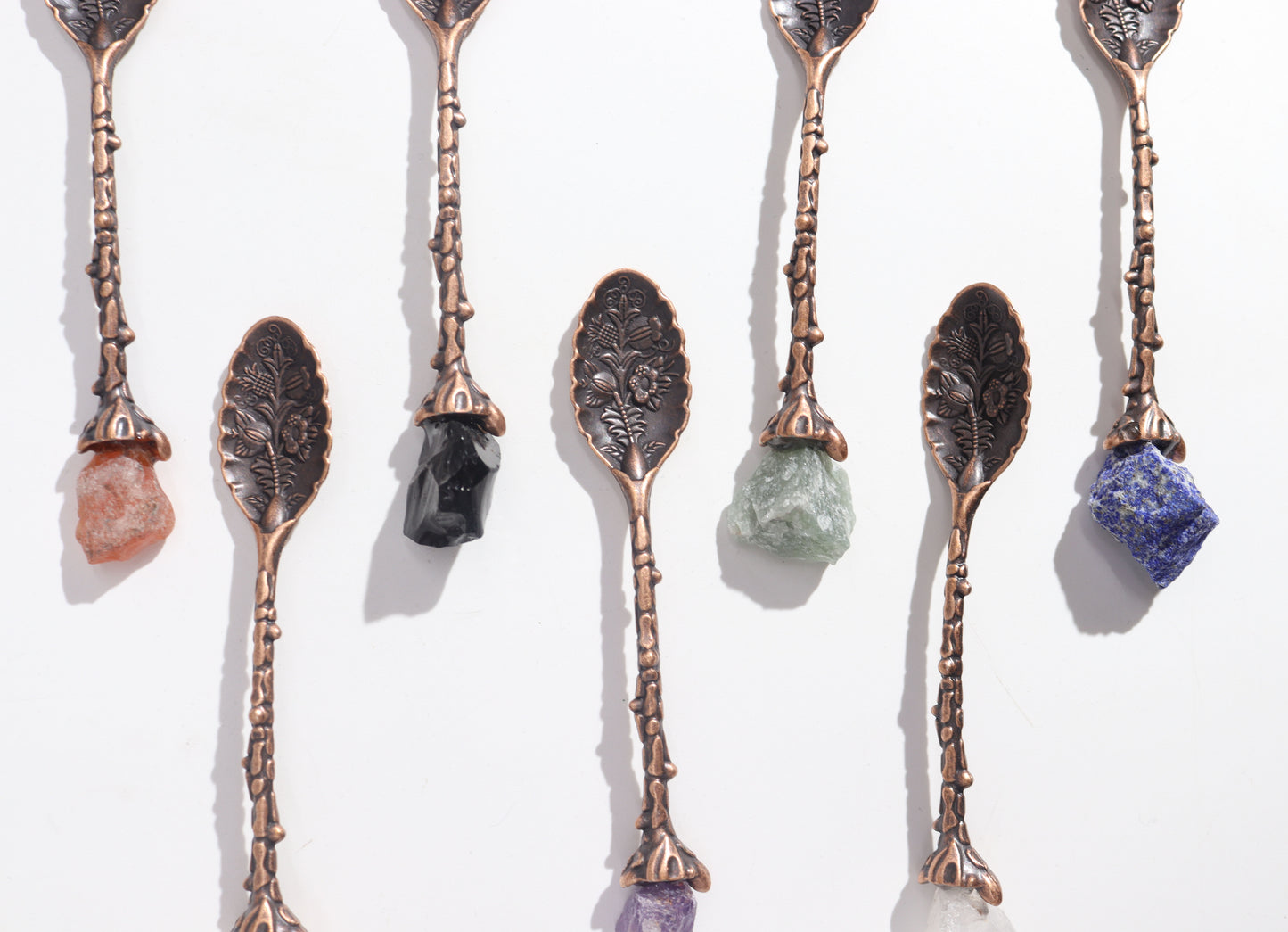 Set de 7 cuillères sorcières en cristal et pierre précieuse - Bronze