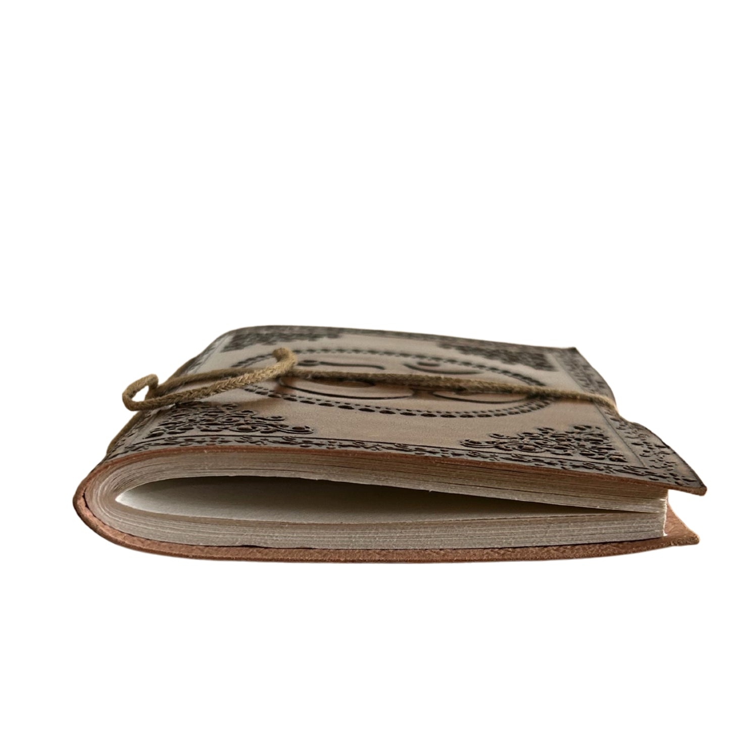 Carnets ésotériques en cuir (15 x 11,5cm) - 8 modèles