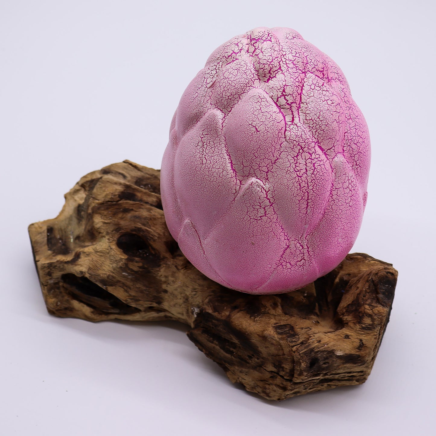 Lampe artisanale d'Indonésie lueur flottante, base en bois - Fleur de lotus craquelée – EN PRÉCOMMANDE, DISPONIBLE DÉBUT FÉVRIER