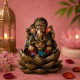 Ganesha sur lotus - Sagesse, Prospérité & Épanouissement (7,1x7,6x8,4 cm)