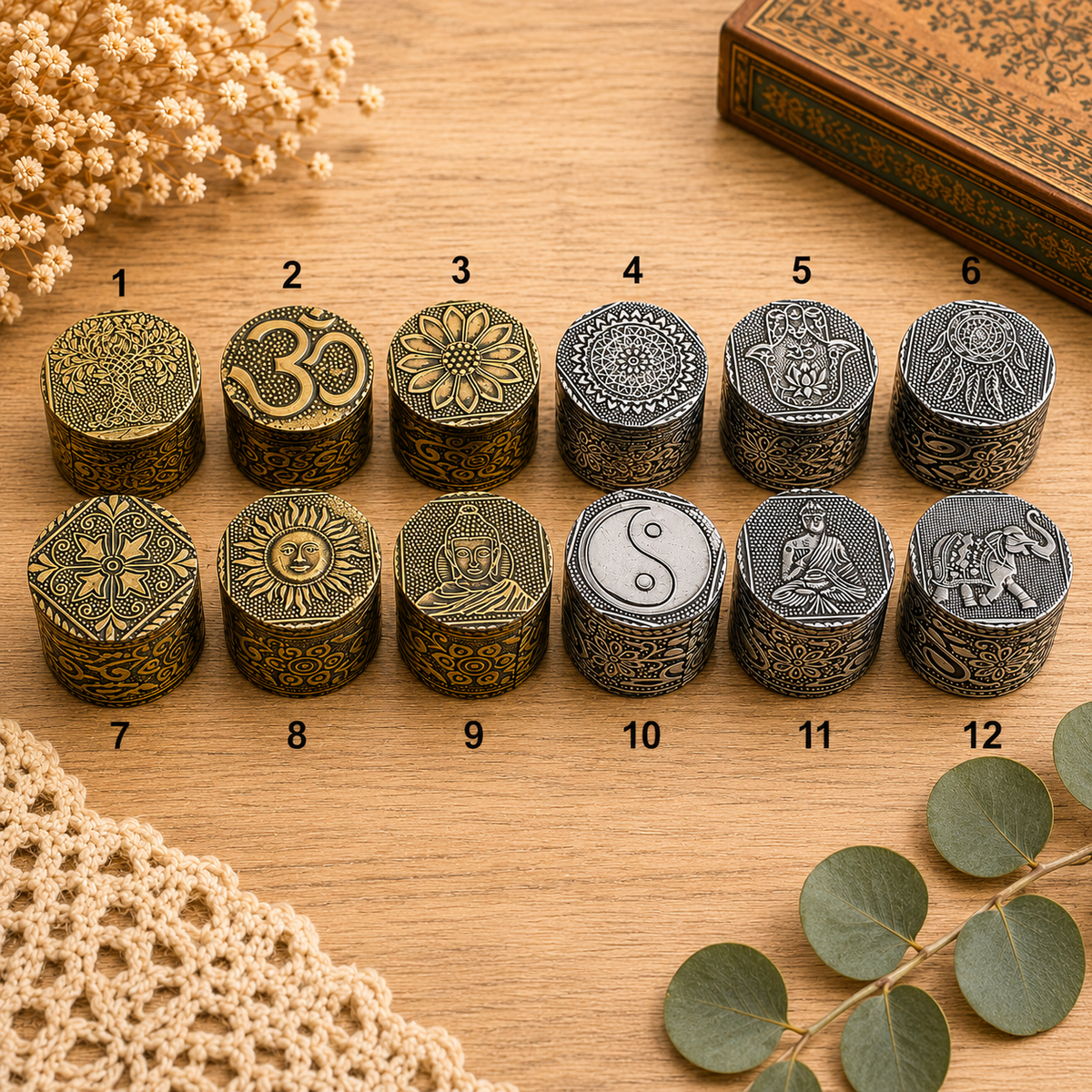 Mini boîtes rondes sacrées en bois - Gardiennes de vos intentions